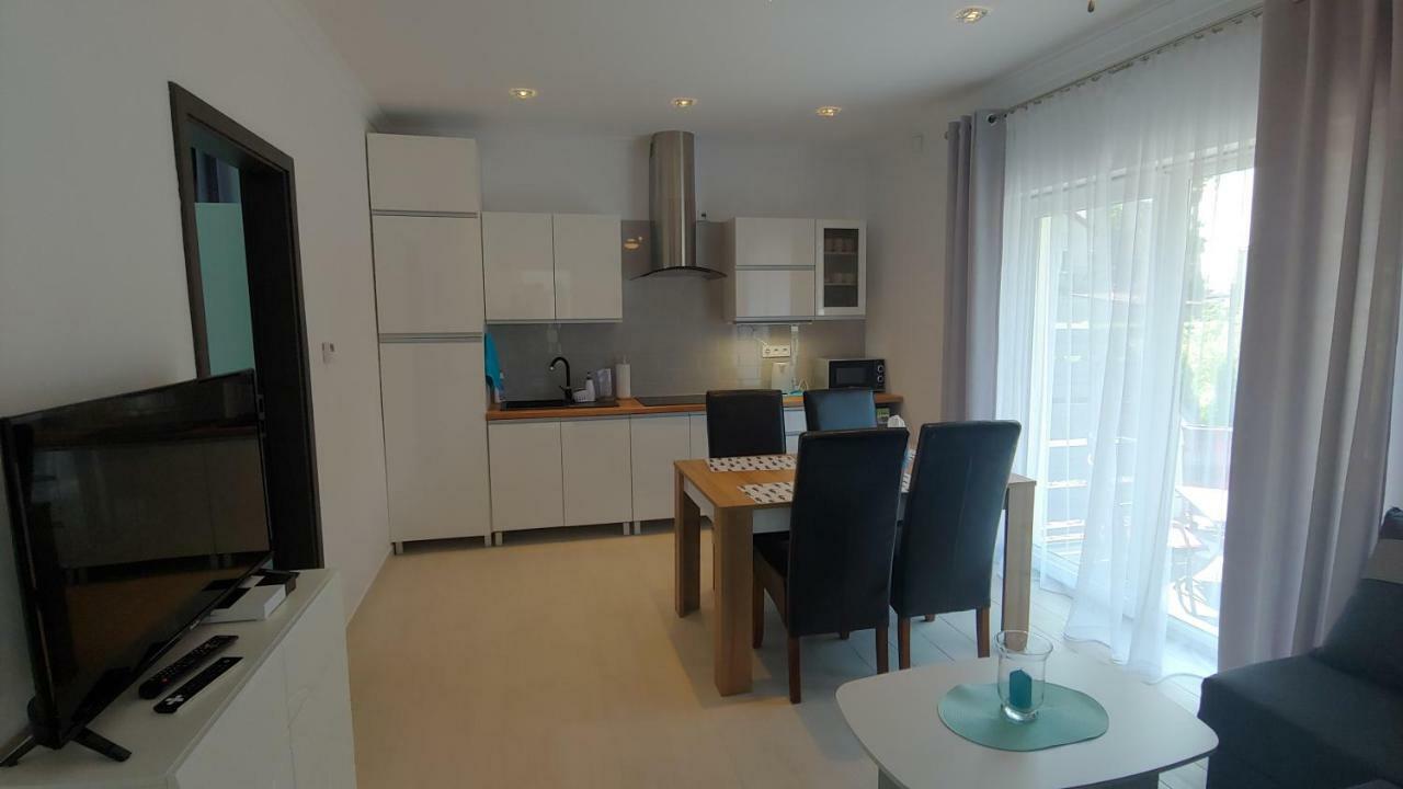 Apartamenty Dzemejra - Jumeirah Ujście-Darłowskie Exterior foto