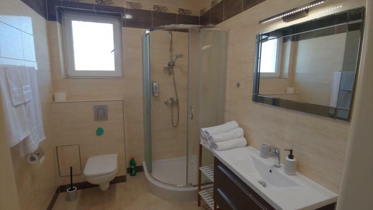 Apartamenty Dzemejra - Jumeirah Ujście-Darłowskie Exterior foto